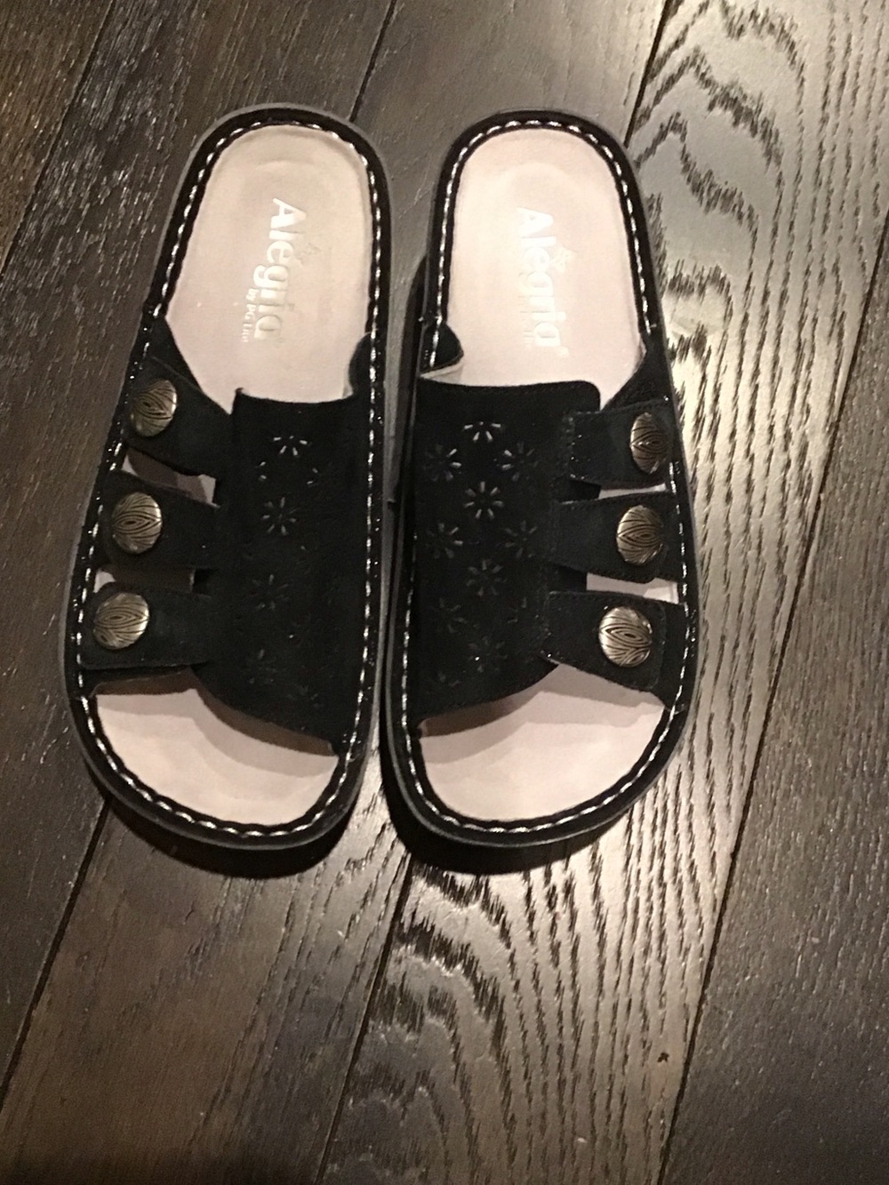 NWOB Alegria Black Suede Slide Sandals with Decorative Button Straps. 37.